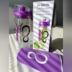 32oz Infusion Water Bottle w/ Sleeve